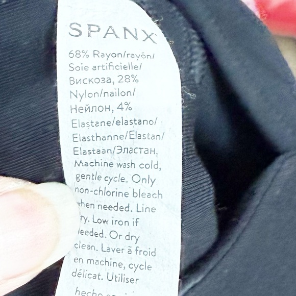 Spanx The Perfect Jumpsuit In Classic Black Size Small - Picture 6 of 8